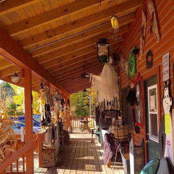 Pea Patch Motel & Saloon - Super cute Halloween decorations. - Salad Near Me - Manitowish Waters, Wisconsin