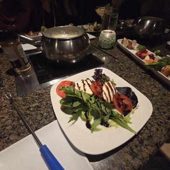 The Melting Pot - Caprese Salad (Good) - Fondue Near Me - Minneapolis, Minnesota The Melting Pot - Caprese Salad (Good) - Fondue Near Me - Minneapolis, Minnesota