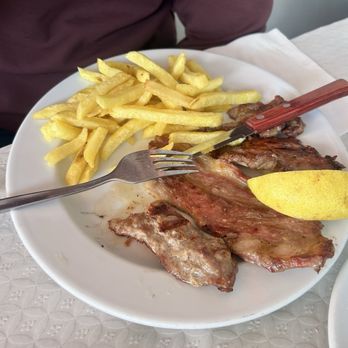 Dom Manolo - Pork - dark meat - Portuguese Near Me - Cascais, 11