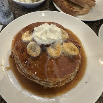 Another Broken Egg Cafe - Breakfast & Brunch Near Me - Pembroke Pines, Florida