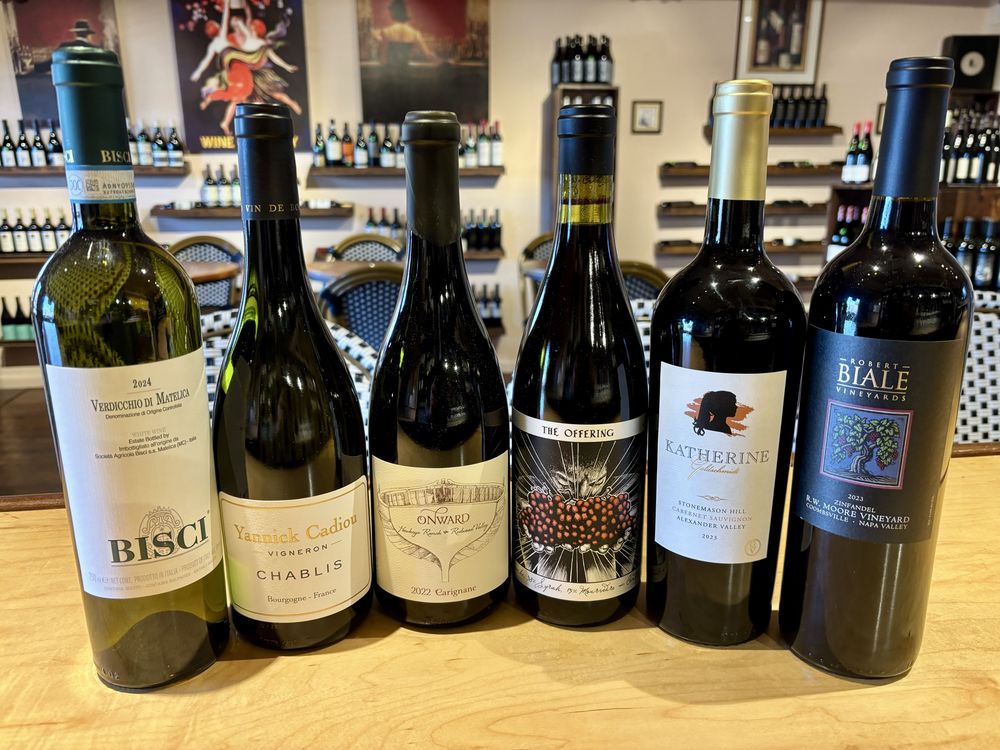 Newcastle Wine Shoppe Logo