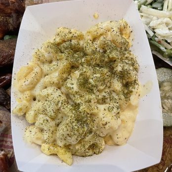 The Smoke By Chef Reginald Scott - Side of mac n cheese - Barbeque Near Me - Houston, Texas The Smoke By Chef Reginald Scott - Side of mac n cheese - Barbeque Near Me - Houston, Texas