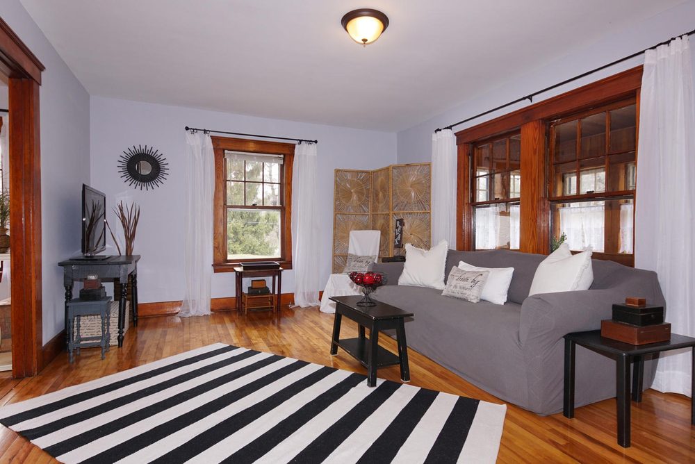 KATE GRATER REALTY EXECUTIVE BOSTON WEST Real Estate Agents 10 W