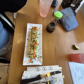 NDMK Fish House - Veggie Roll - Sushi Bars Near Me - Avalon, California