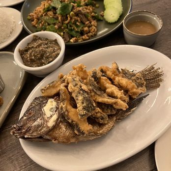Lao Der - Fried Tilapia - Laotian Near Me - Stockton, California