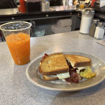 Dutch Eating Place - Bacon Jam Sandwich - Breakfast & Brunch Near Me - Philadelphia, Pennsylvania