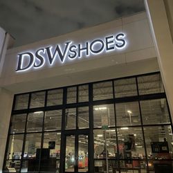 DSW Designer Shoe Warehouse