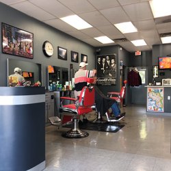 Zack's Duo Barbershop - This is zack working on me telling me about golf and his life.