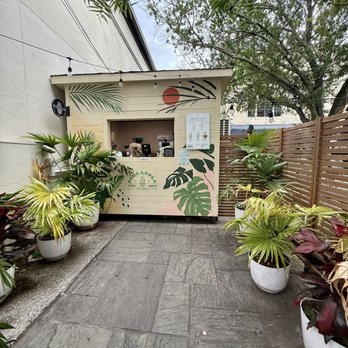 The Pineapple Hut - Ice Cream & Frozen Yogurt Near Me - Charleston, South Carolina The Pineapple Hut - Ice Cream & Frozen Yogurt Near Me - Charleston, South Carolina