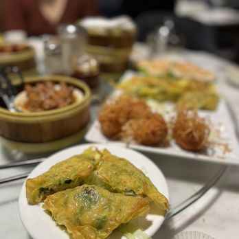 Hong Kong Bistro - Dim sum - Cantonese Near Me - Seattle, Washington