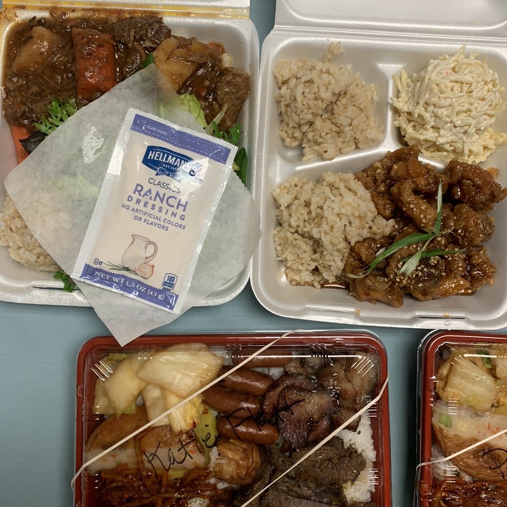 Taka's Box Lunch - Top beef stew and garlic chicken Bottom smoked bento - Breakfast & Brunch Near Me - Honolulu, Hawaii Taka's Box Lunch - Top beef stew and garlic chicken Bottom smoked bento - Breakfast & Brunch Near Me - Honolulu, Hawaii