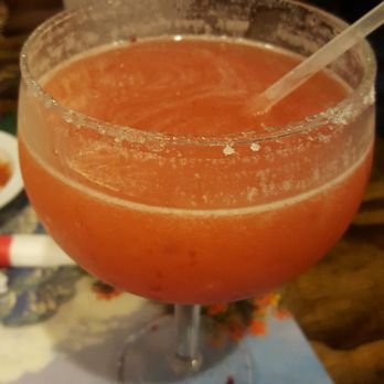 El Mezcal - Peach and raspberry margarita!!! - Mexican Near Me - Memphis, Tennessee El Mezcal - Peach and raspberry margarita!!! - Mexican Near Me - Memphis, Tennessee