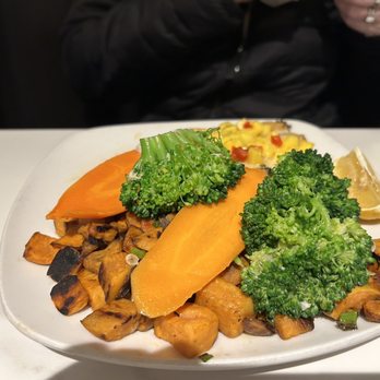 Live Oak Cafe - Halibut, sweet potatoes - Breakfast & Brunch Near Me - Santa Barbara, California Live Oak Cafe - Halibut, sweet potatoes - Breakfast & Brunch Near Me - Santa Barbara, California