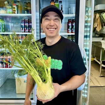 Jugo Life - Jordan and fresh Fennel! - Juice Bars & Smoothies Near Me - Honolulu, Hawaii