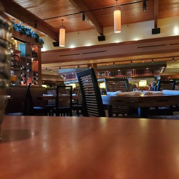 Seasons 52 - Dinning area - New American Near Me - Phoenix, Arizona