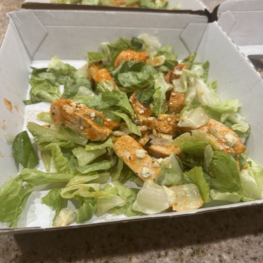 Buffalo Wild Wings - Sports Bars Near Me - Fredericksburg, Virginia