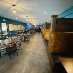 The Dock Restaurant & Bar - Indoor dining