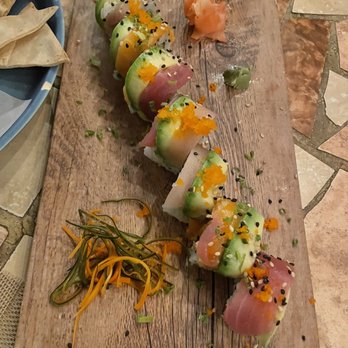 Solomon's Landing - rainbow roll - Seafood Near Me - Cabo San Lucas, BCS Solomon's Landing - rainbow roll - Seafood Near Me - Cabo San Lucas, BCS