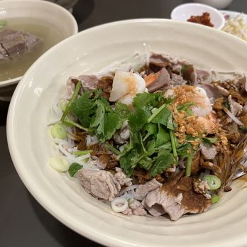 Phnom Penh - Dry noodle - Cambodian Near Me - Vancouver, British Columbia Phnom Penh - Dry noodle - Cambodian Near Me - Vancouver, British Columbia