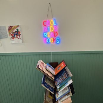 Ice Cream Luv - Little library - Ice Cream & Frozen Yogurt Near Me - Los Angeles, California