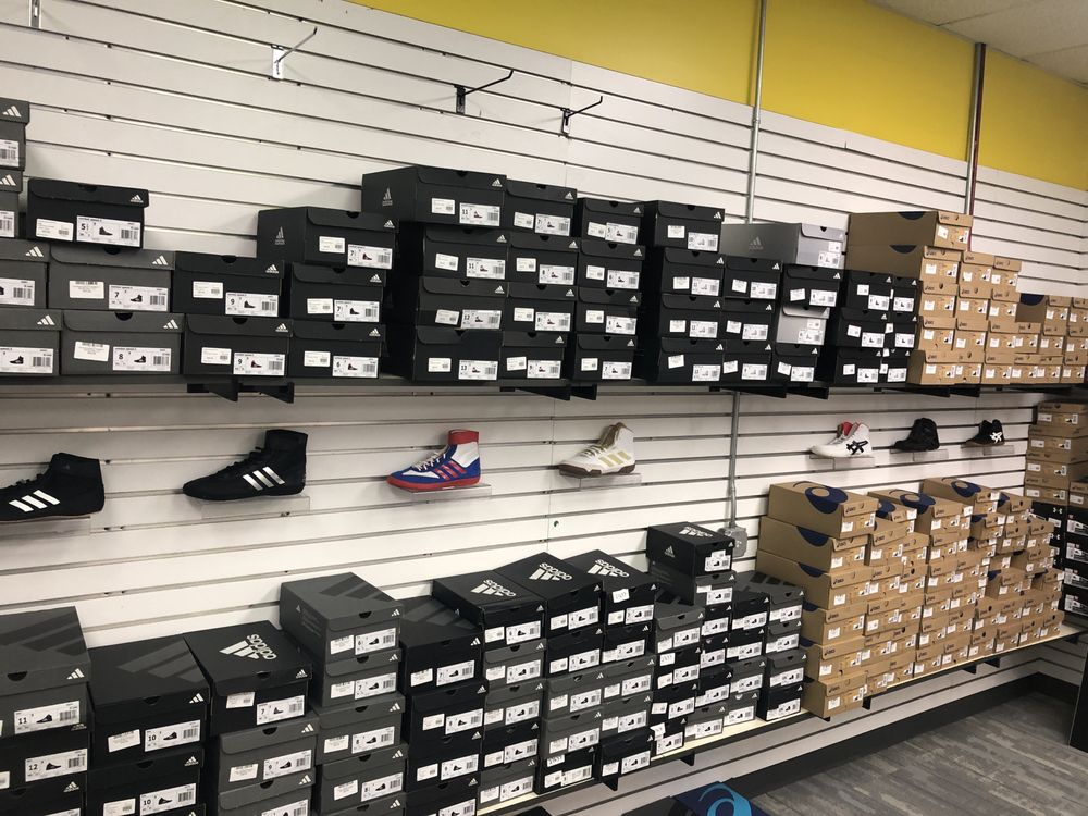 2ND TIME AROUND SPORTS WAKEFIELD Updated September 2024 17 Photos