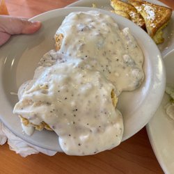Wright's Family Diner - Huge biscuits and gravy