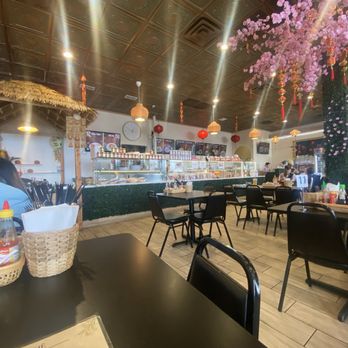 Bep Que - Inside - Vietnamese Near Me - Garland, Texas