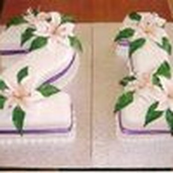 Mio Dolce - Twenty first birthday cake. Image credit: Mio Dolce. - Bakeries Near Me - Moonee Ponds, VIC Mio Dolce - Twenty first birthday cake. Image credit: Mio Dolce. - Bakeries Near Me - Moonee Ponds, VIC