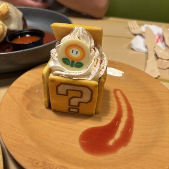 Toadstool Cafe - Mystery Block Tiramisu Dessert - Cafes Near Me - Universal City, California