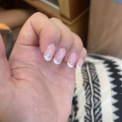 Happy Nails and Spa