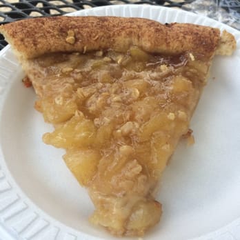 Olive View Cafeteria - Apple streusel pizza. Whaaaa?? - American Near Me - Sylmar, California