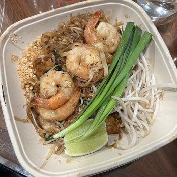 Khao Tiew - Pad Thai (to go) - Thai Near Me - San Francisco, California Khao Tiew - Pad Thai (to go) - Thai Near Me - San Francisco, California