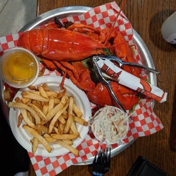 Lobster Cooker - Seafood Near Me - Freeport, Maine