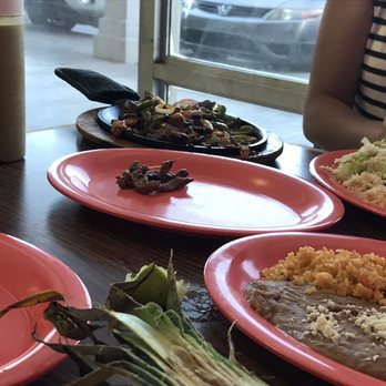 Nela's Tacos - Fajitas - Mexican Near Me - Cleveland, Tennessee Nela's Tacos - Fajitas - Mexican Near Me - Cleveland, Tennessee