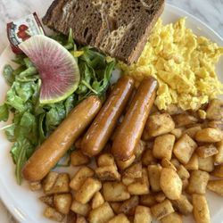 Evviva - Sausage & eggs breakfast