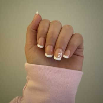 Boston's Nails & Spa - Gel manicure - Waxing Near Me - Boston, Massachusetts