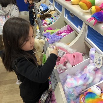 Build-A-Bear Workshop - Toy Stores Near Me - Virginia Beach, Virginia