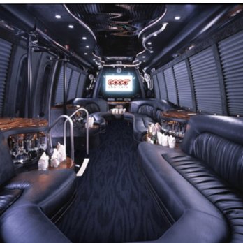 1. GOGO Charters - Denver