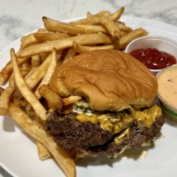 Relish Burger Bistro - New American Near Me - Seattle, Washington Relish Burger Bistro - New American Near Me - Seattle, Washington