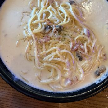 Pelicana Chicken - Creamy pasta - Chicken Wings Near Me - Artesia, California