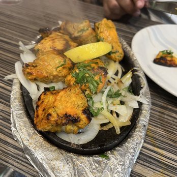 Himalayan Restaurant - Chicken Tikka - Indian Near Me - Chicago, Illinois Himalayan Restaurant - Chicken Tikka - Indian Near Me - Chicago, Illinois