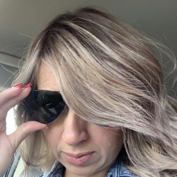 Vanity Lash Hair & BlowOut Bar - The top of my hair with what I left with.