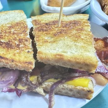 Happy Burger Diner - Diners Near Me - Mariposa, California Happy Burger Diner - Diners Near Me - Mariposa, California