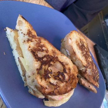 Due West Tavern - French Onion Grilled Cheese - Cocktail Bars Near Me - Olema, California