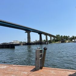 Jaime's Local Seafood Shack - Bars  Bridge
