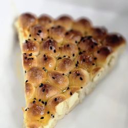 Dar Al Coffee - Honeycomb bread