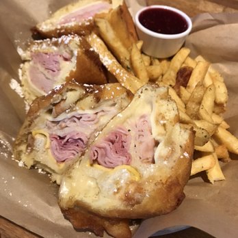 Cheddar's Scratch Kitchen - Monte Cristo and fries - American Near Me - Indianapolis, Indiana