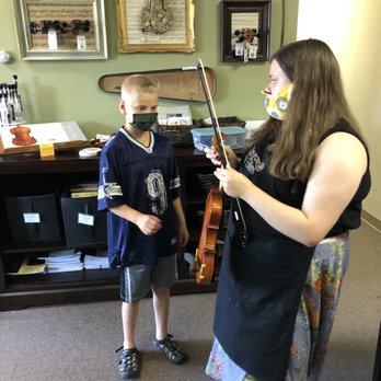 Day Violins - Day violin's shop. - Musical Instruments & Teachers Near Me - Chantilly, Virginia Day Violins - Day violin's shop. - Musical Instruments & Teachers Near Me - Chantilly, Virginia