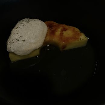 Ngogo - Pineapple brûlée - French Near Me - Toronto, Ontario