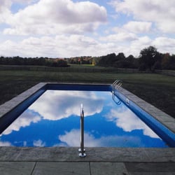 DelGallo Country Pools